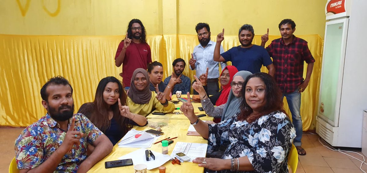 lynleeneez's tweet photo. Shippe ge campaign team masakai dhanee kkbk.. @mdpshippe
#Annishippe
#voteShippe
#VoteShippe01
#shippeok
#shippeforVP
#MDPLeadershipElection2019 https://t.co/x6F8ivUtxx