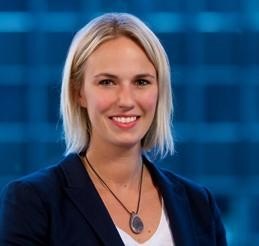 GC_Entrepreneur's tweet photo. Voici Danielle Arsenault (@1314dani) #Entrepreneur_GC pour @ISDE_CA, passionnée par les modèles de gouvernance novateurs qui travaillent à mobiliser diverses équipes entre les directions, les ministères et les secteurs afin d'avoir un impact et de résoudre des problèmes mauvais. https://t.co/sIjx04iOkT