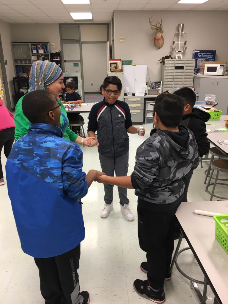 HassanSciLab's tweet photo. Friday's first FES Science Club meeting was a success! We learned about static electricity, created Leyden jars, and shocked the heck out of each other! So much fun! #franzkidsdeserveit #fessoaring #katysci @KDMSylvan @FranzFifth @franz_firebirds https://t.co/nwuA7DNiWQ