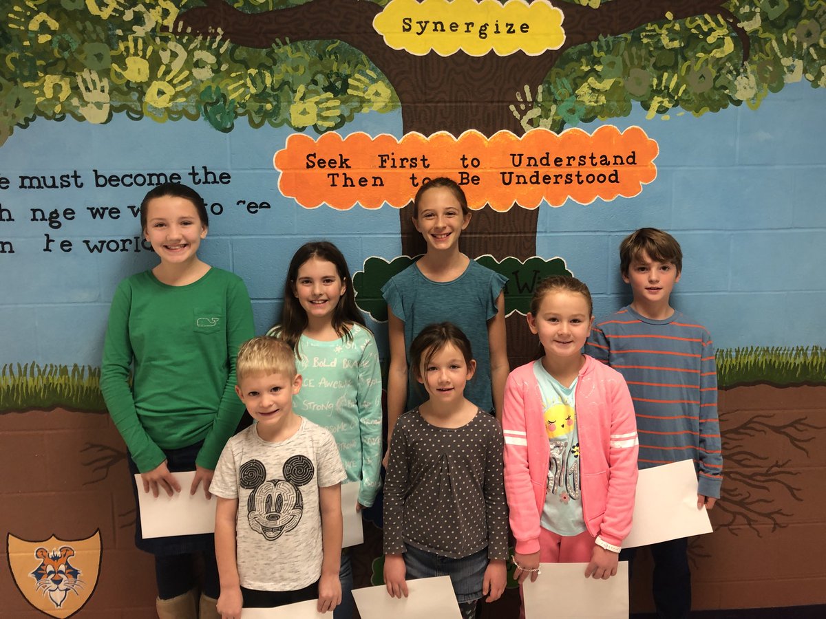 #pawsup to this weeks leaders of the week! #kenwoodpride #leaderinme