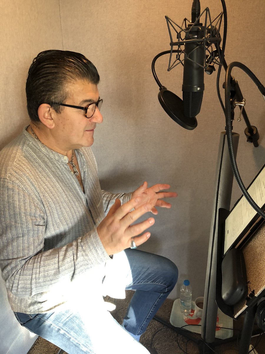 You won’t just find <a href="/HQvoice/">Helen Quigley</a> recording in the Sound Pound. You get the odd actor banking their #audiobook too. Here’s <a href="/JohnAltman4Real/">John Altman</a> clocking up the pages!