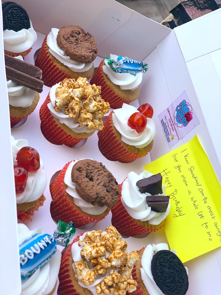 Bhisoye_'s tweet photo. Vanilla cupcakes 👅
A box is still 4K https://t.co/u4SkhMkubI