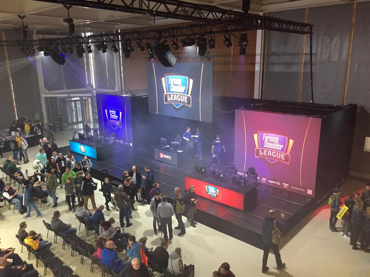 Nitrado's tweet photo. Wir waren am Wochenende auf der @AGRITECHNICA in #Hannover

Hier einige Bilder von unserem Partner der @FSLeSports 

#Nitrado #FarmingSimulator
#FSLeague @farmingsim https://t.co/ABDPyaIJU8