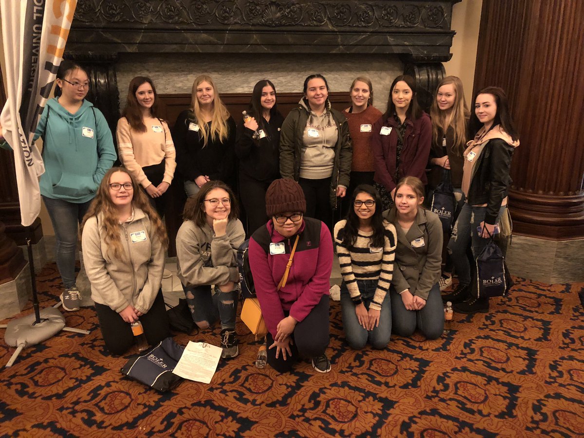PCSDvalleyforge's tweet photo. Valley Forge Girls representing at Dare to Dream! #VFPatriots https://t.co/qUgws0TQpf