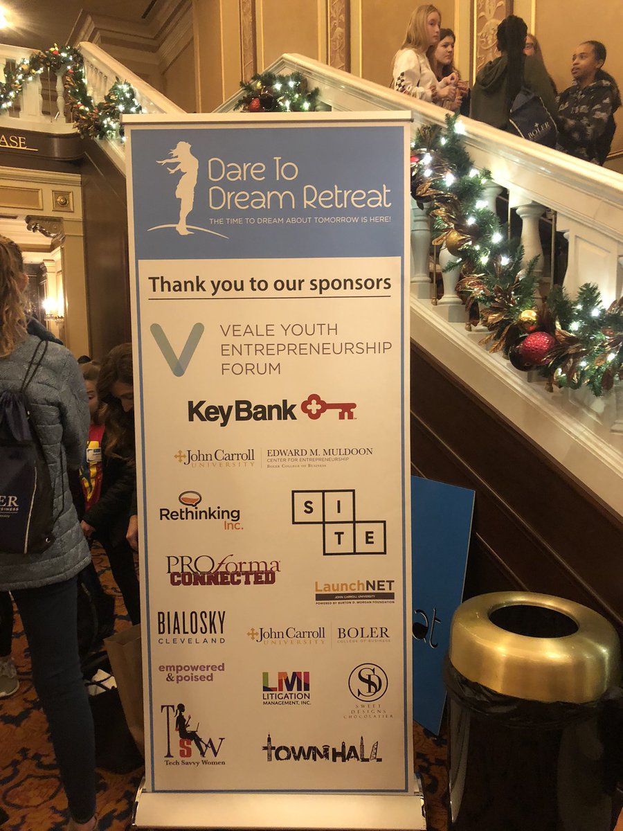 PCSDvalleyforge's tweet photo. Valley Forge Girls representing at Dare to Dream! #VFPatriots https://t.co/qUgws0TQpf