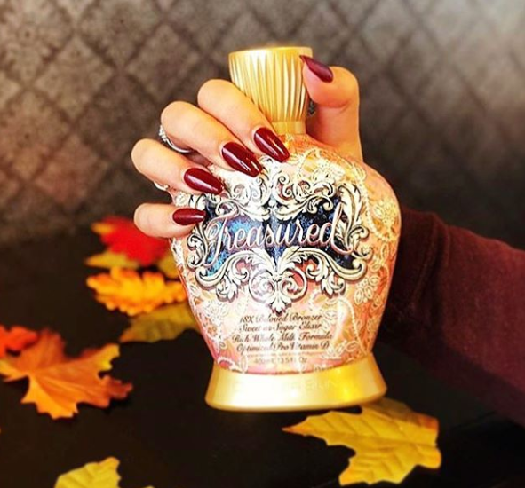 ElectrikImage's tweet photo. Do you have a favorite lotion this fall?
#Tanning #Tan #DesignerSkin #Ergoline https://t.co/ZYhCVlhImi