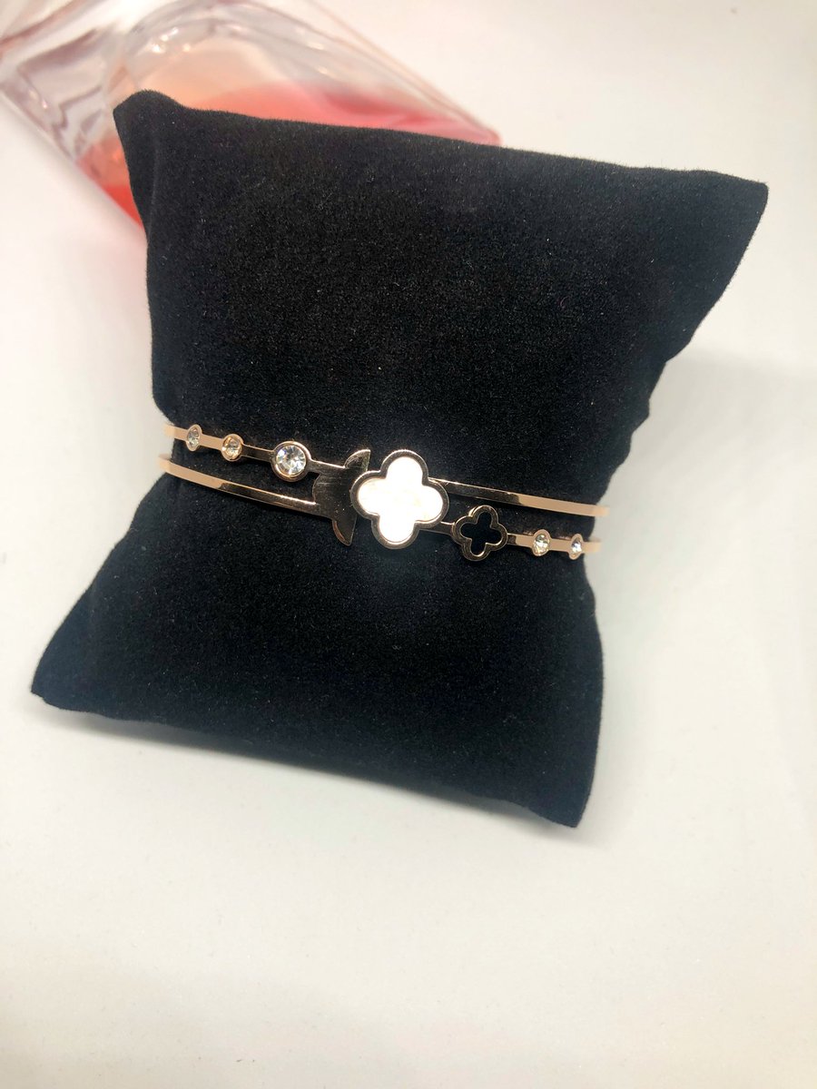 None-tarnish bracelet available It's 100% STEELIt can be worn every day, you can aswell use it to have your bath.It beautifies your wrist.Price: 3k Pls send a Dm to order  #Wizkidfc  #MondayMotivation