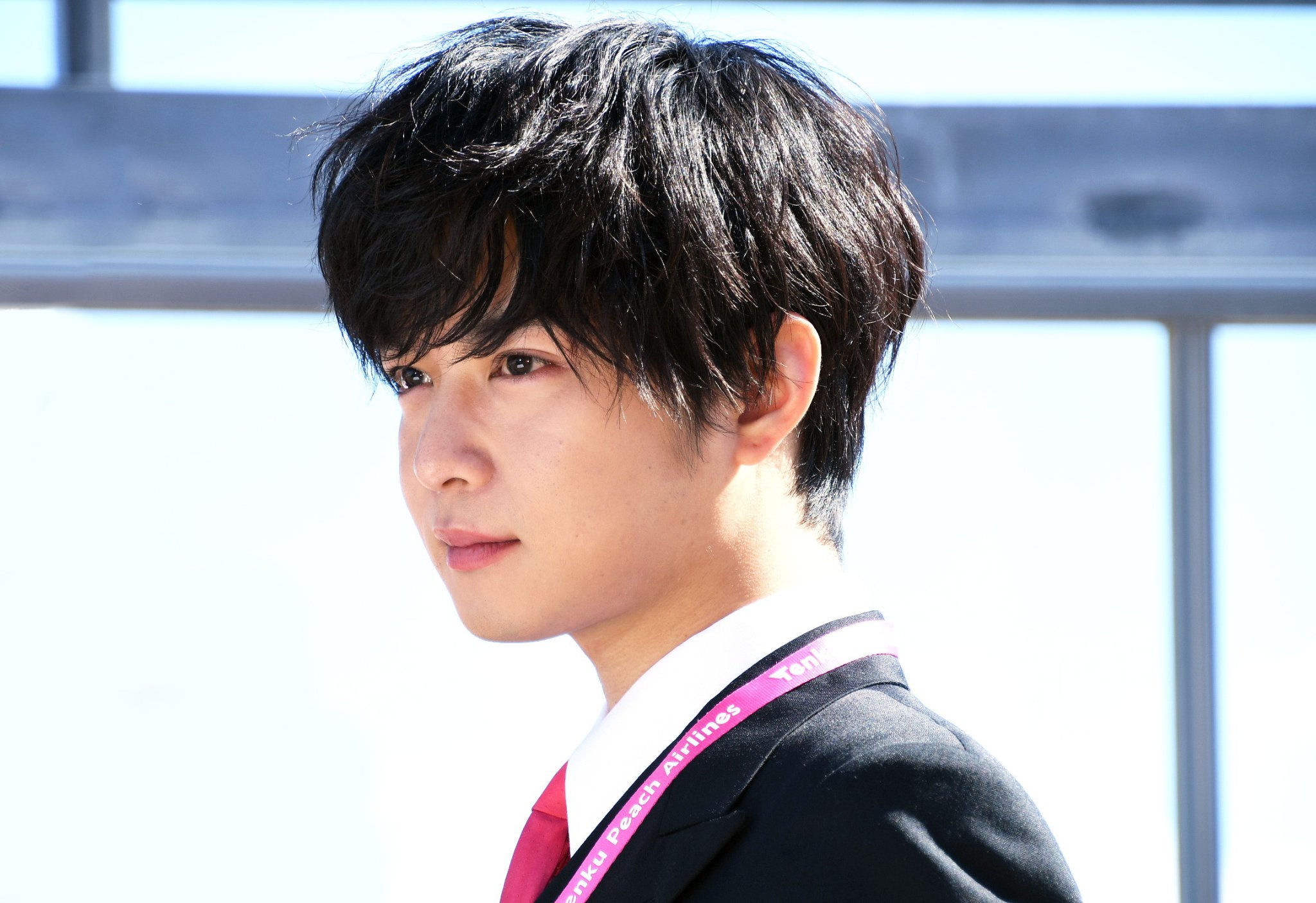 ʟᴀʟᴀɪɴᴇ Chiba Yudai Serving Looks As A Cabin Attendant In Ossan S Love In The Sky Just A Sweet Reminder That He S Already 30 And How S That
