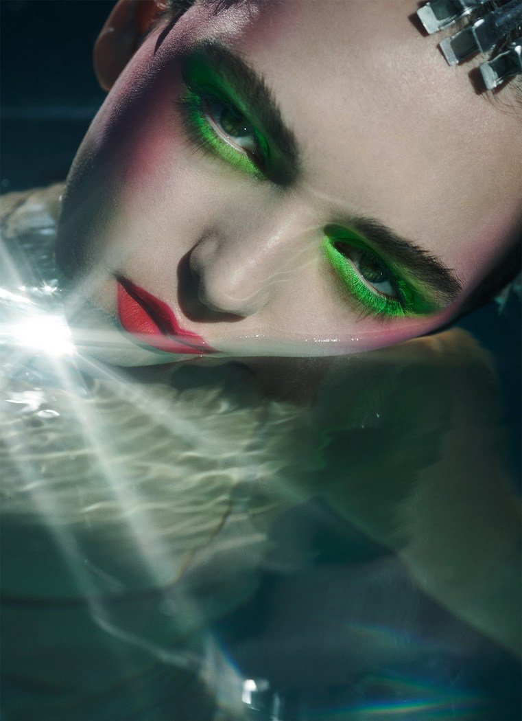 ATUMWORLD's tweet photo. Underwater queen
Photographer: @jamienelson6⁠⠀Model: @ollivi.a⁠⠀Makeup: @lotstar⁠⠀
Hair: @kikihaircutter⁠⠀Nails: @chuenails⁠⠀ #beautyphotography #nablacosmetics #beautyshoot #beautyphotographer #beautyeditorial #macrobeauty #beauty #studiophotography #glowy #retouching https://t.co/dgwoUPZ4kt