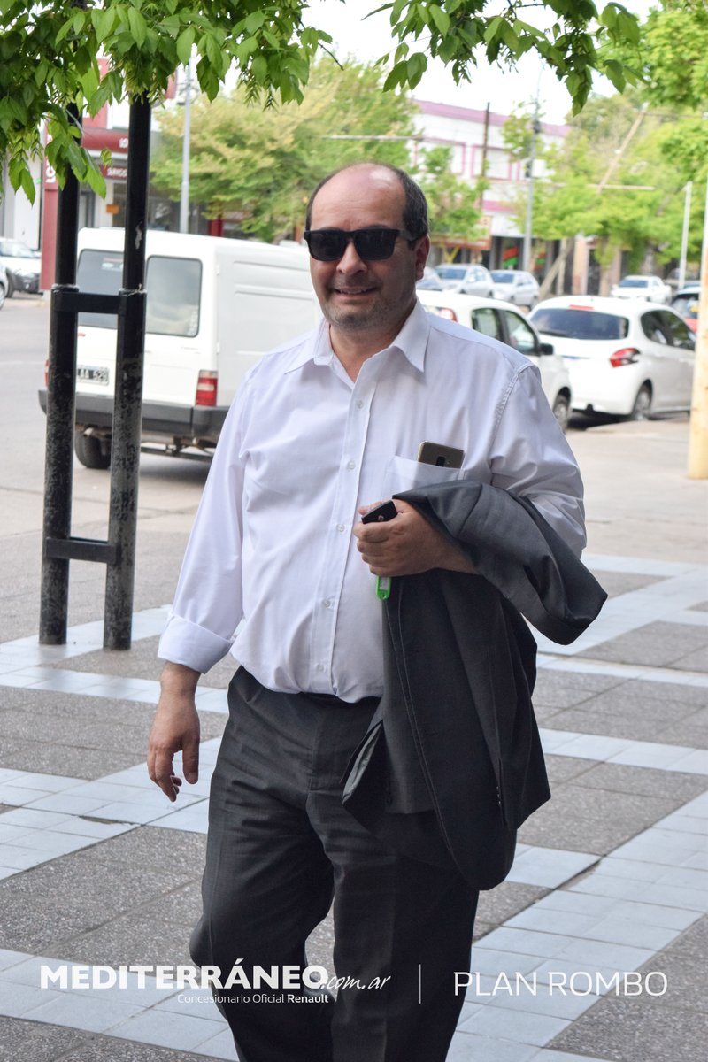 Nuestro equipo de vendedores está listo para ayudarte a cumplir tu meta 💪
Tu próximo 0 Km está en Mediterráneo 😆
(parte de nuestro staff de ventas, San Rafael - Mendoza)
-
-
-
-
-
#renault #planrombo #autos #vehiculos #new #like #ventas #metas #sueños #CBA #MDZ #argentina