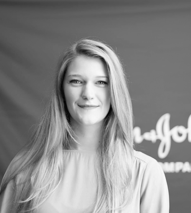 MythicalDevLLC's tweet image. Mythical Team Highlight!

This week we want to highlight our Mythical iOS Developer. Carly has lots of experience with various kinds of iOS apps.

Check out our other team members! mythicaldev.com/team

#mythical #mythicaldevelopment #mythicaldev 
#appdev #AppDeveloper #appdev