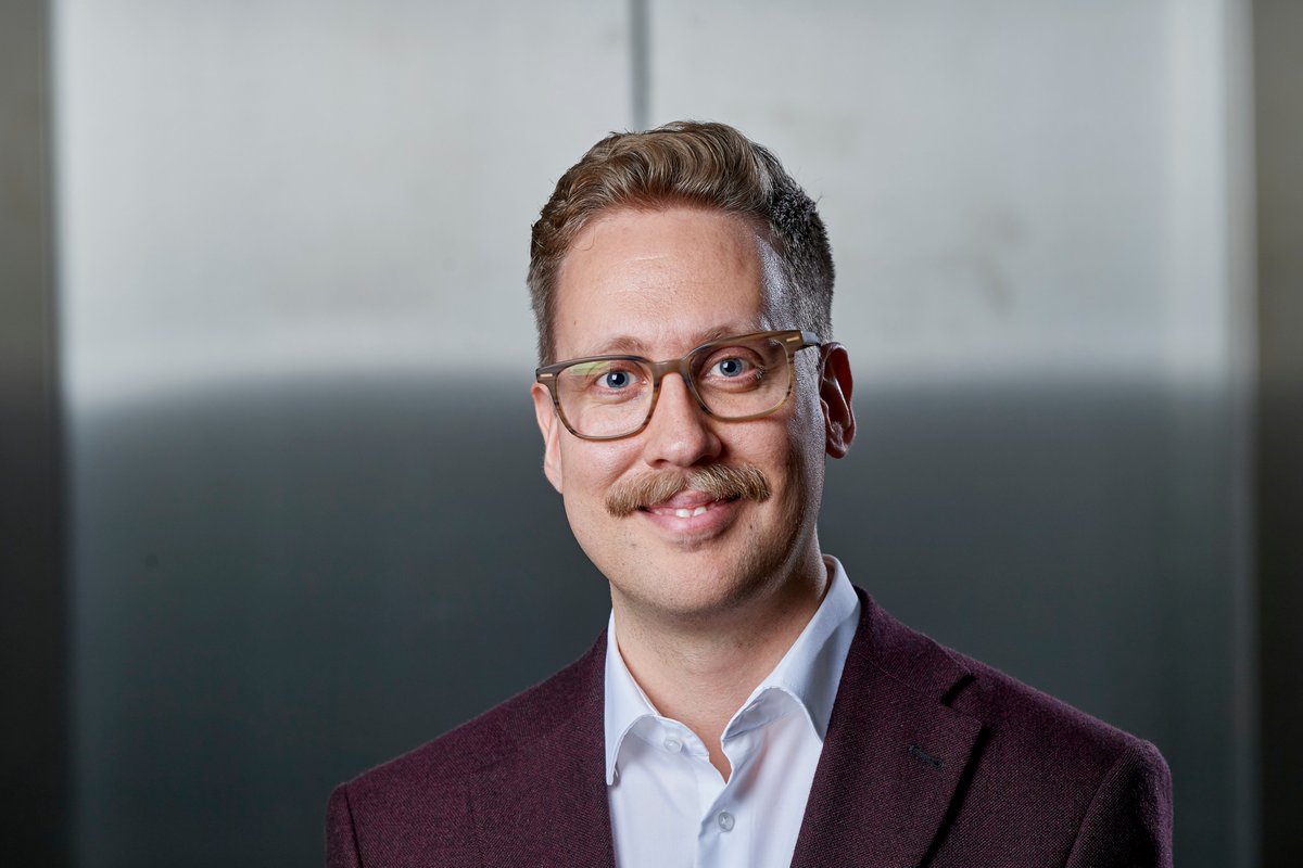AcouSort (@acousort) on Twitter photo Today we welcome a new team member! Mathias Ohlin is joining AcouSort to work in the AcouPlast project, developing acoustic polymer chips. Mathias brings 9 years of acoustofluidics experience from research at @UU_University, @KTHresearch and <a href="/lunduniversity/">Lund University</a>. Today we welcome a new team member! Mathias Ohlin is joining AcouSort to work in the AcouPlast project, developing acoustic polymer chips. Mathias brings 9 years of acoustofluidics experience from research at @UU_University, @KTHresearch and <a href="/lunduniversity/">Lund University</a>.