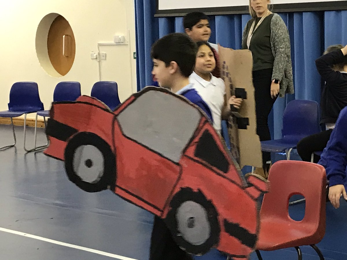 TheMilestoneSch's tweet photo. This afternoon @TheMilestoneSch #DeerClass made an assembly all about #roadsaftety - “where is it safe to cross the road?” #think #look #listen #sensible https://t.co/lsWCR3JrZh