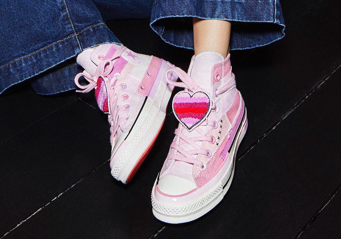 Paciencia dividendo la licenciatura KicksFinder on Twitter: "Ad: LIVE at Converse US! Millie Bobby Brown x  Converse Chuck Taylor All Star High Pink: https://t.co/p5Kv1bhaSG White:  https://t.co/4fZG7LpHes Low: https://t.co/xPHb2bQvcs  https://t.co/77ENv2XXwk" / Twitter