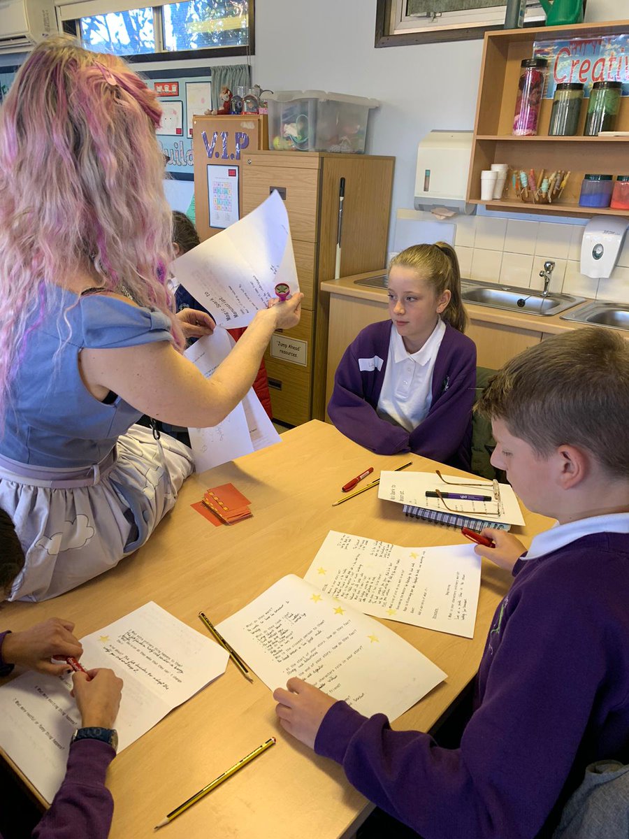 whytemead's tweet photo. Thank you Durrington Infants for hosting the 'Able writers' day. The children loved working with the author Kathryn Evans. https://t.co/Y0rNSX6Ymr