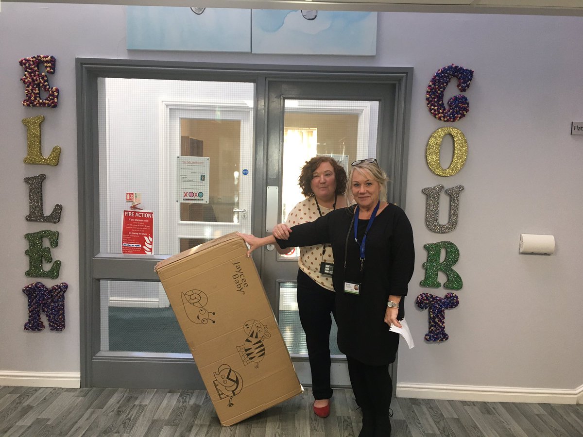 babybasicsboltn's tweet image. Baby Basics delivery to the wonderful residents at Ellen court 🎉 many thanks Jaycee Baby for these pre Christmas treats @BabyBasicsUK @GuideRadcliffe @CABuryandBolton  @BuryVCFA