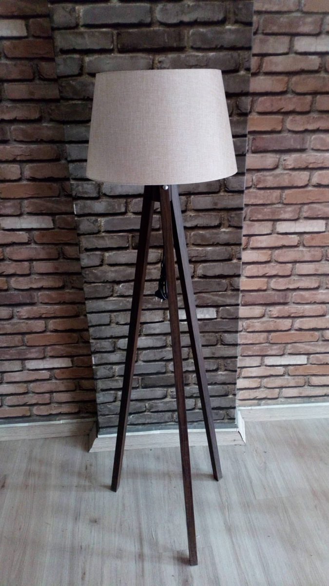 Mdf Lambader
shopier.com/Modevturkey
Üretim:  Türkiye
Dokuma Kumaş
Ebat: 42 cm
Yükseklik: 1,65 Cm
#modevturkey #evim #evimevimguzelevim #evdekorasyonu #dekor #dekorasyonönerileri #home #myhome #decoration #decor #içmimar #içdekorasyon #içdizayn #içdekor #içtasarım #aydınlatma