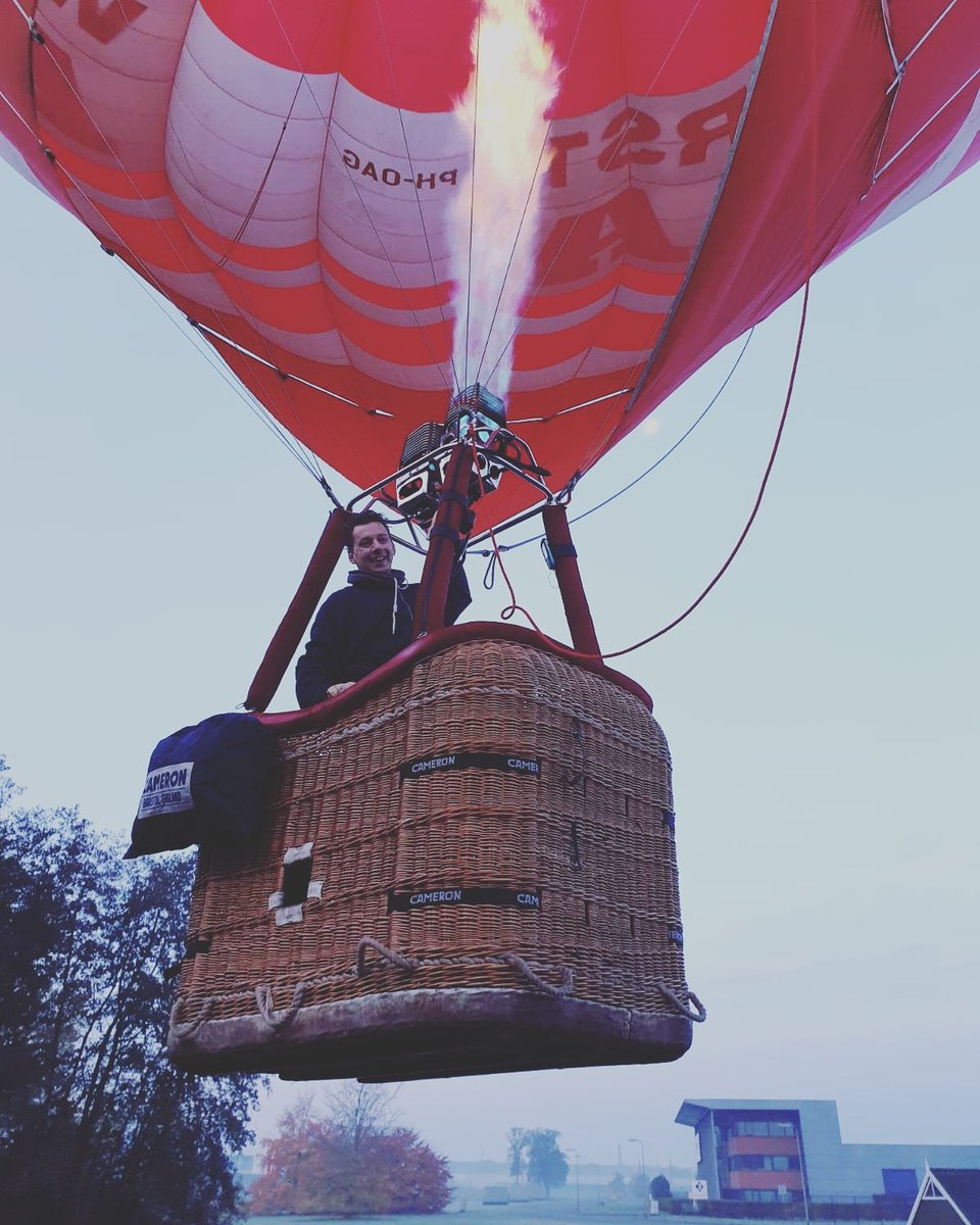 gertjanveldman's tweet photo. Wauw, mijn 1e SOLO !! #ballonstof https://t.co/k51H4kPC97