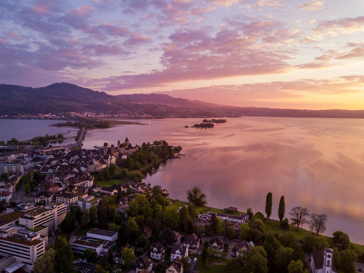 We are thrilled to announce that there will be a Swiss Python Summit in 2020, hosted again by <a href="/hsr_rapperswil/">HSR Rapperswil</a>! 🐍

You can find all the details at python-summit.ch A call for participation will be published in a few weeks.

#sps20