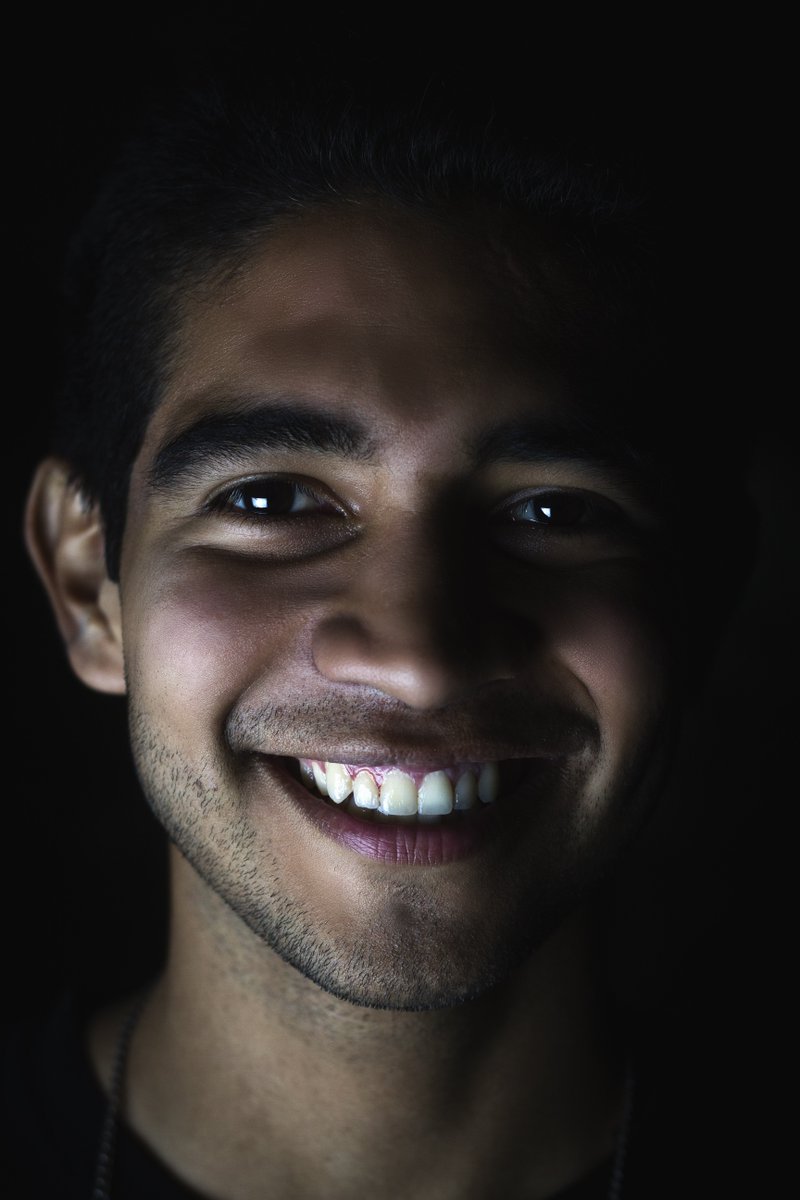 14avedental's tweet photo. "Life is like a mirror. Smile at it and it smiles back at you!" - Peace Pilgrim https://t.co/nLZGJhUEJj