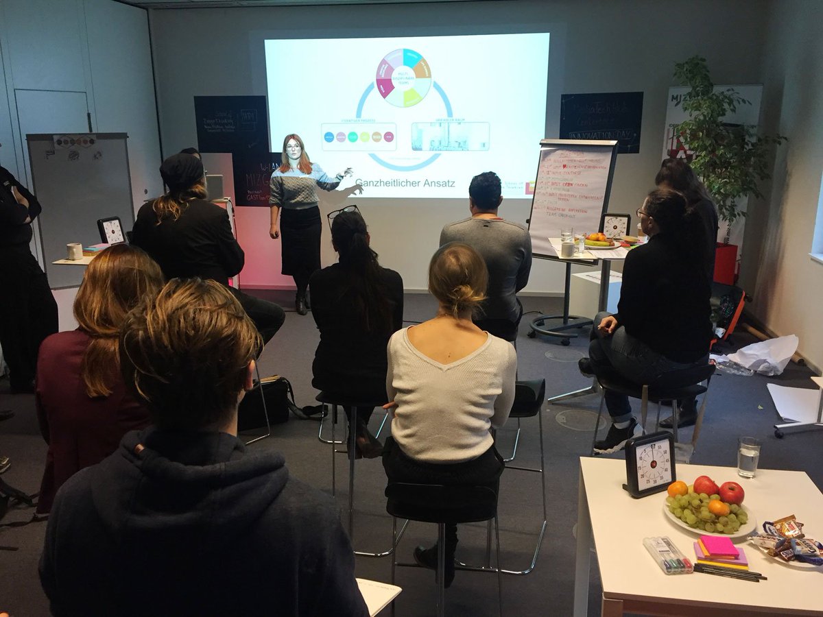 HPI_DSchool's tweet image. Today, we are hosting a #designthinking workshop at the #mthcon Innovation Day! Together with BIRNE7, @medicalvalley and our participants we address the challenge: How might we enable people with disabilities to participate in the world of gaming? @MTH_Conference