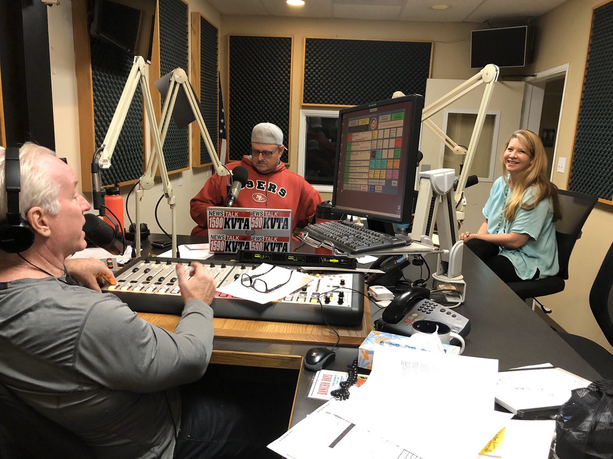 Psychology Lecturer Tracy Bennett is giving tips on negotiating a holiday dinner with relatives who haven’t seen one another in a year but have managed to catch every single one of their political posts..