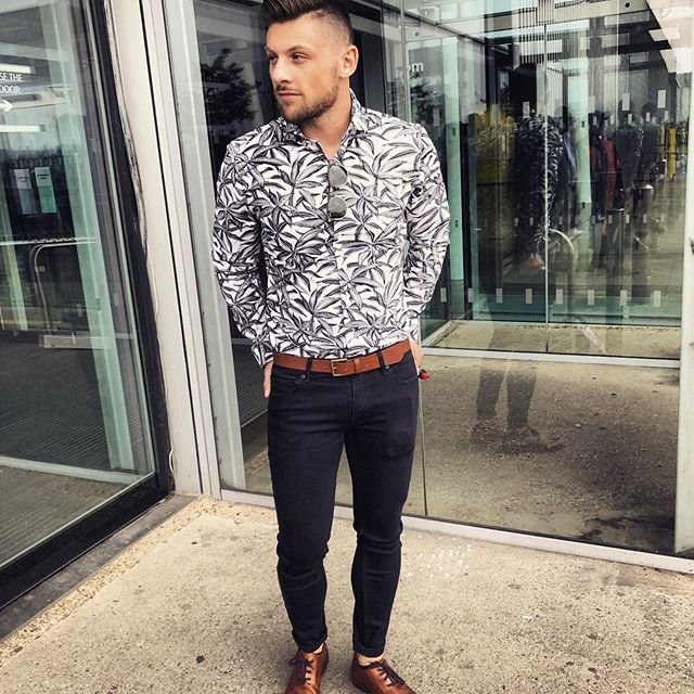 BasicBellamy's tweet image. Oh, hello.