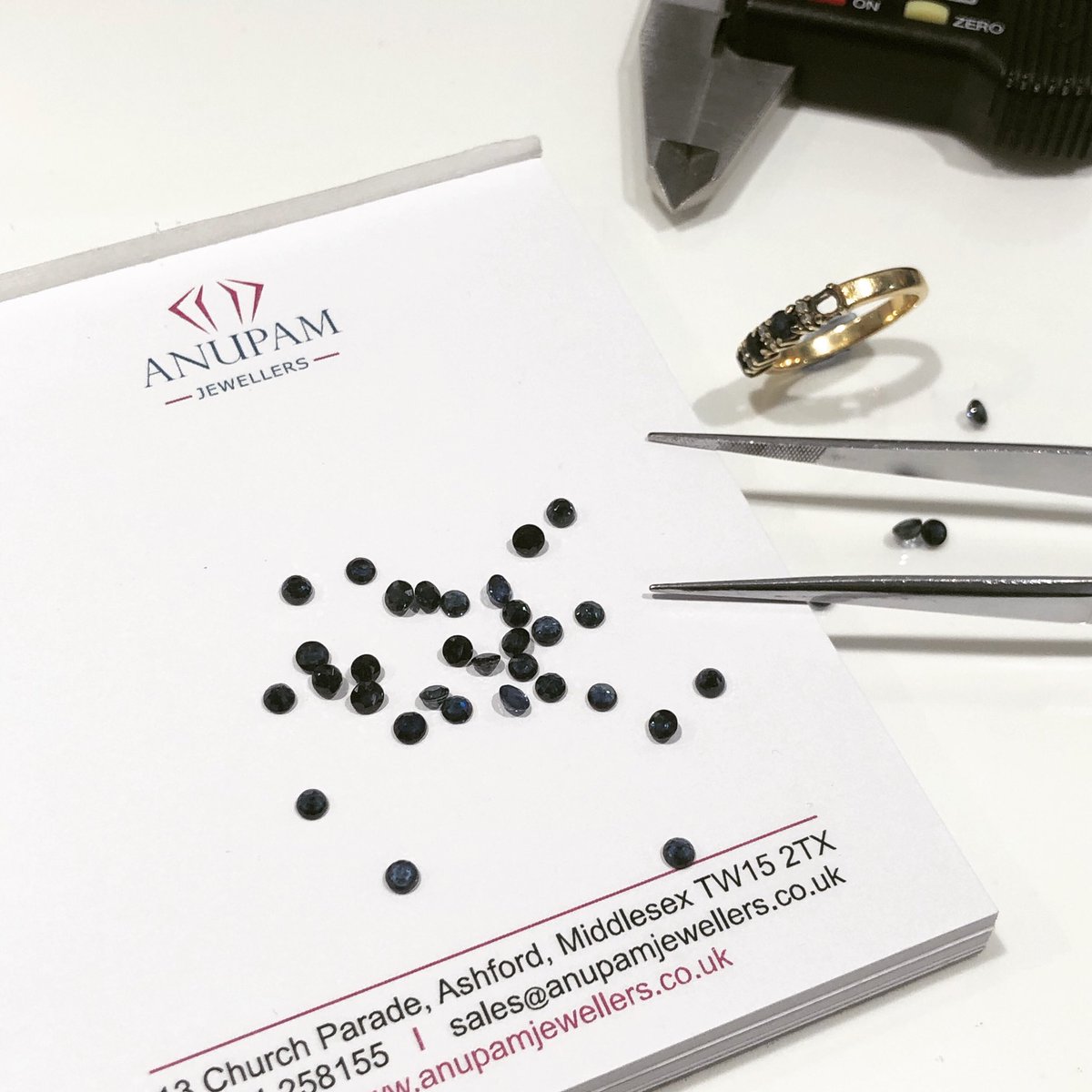 Selecting the perfect Blue Sapphire for a clients eternity ring. We care about every little detail #personaltouch <a href="/ashfordwide/">Ashford Wide</a> <a href="/Visit_Staines/">Visit Staines</a> <a href="/Xav_Anderson/">Xav Anderson - Clockwork City</a> <a href="/RetailSector/">Retail Sector</a> <a href="/retailjeweller/">retailjeweller</a>