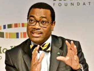 CorpFarmers_int's tweet photo. This professional #MenInAgric has strategically used the power of Bow-Tie 🎀 to change the narrative of #Agriculture in Africa 🌍🌿
@akin_adesina of AFDB
@e_faal of AFDB Nigeria 
@BolajiAkinboro of cellulantNG
@DebisiAraba of CIAT https://t.co/xx641qAg86