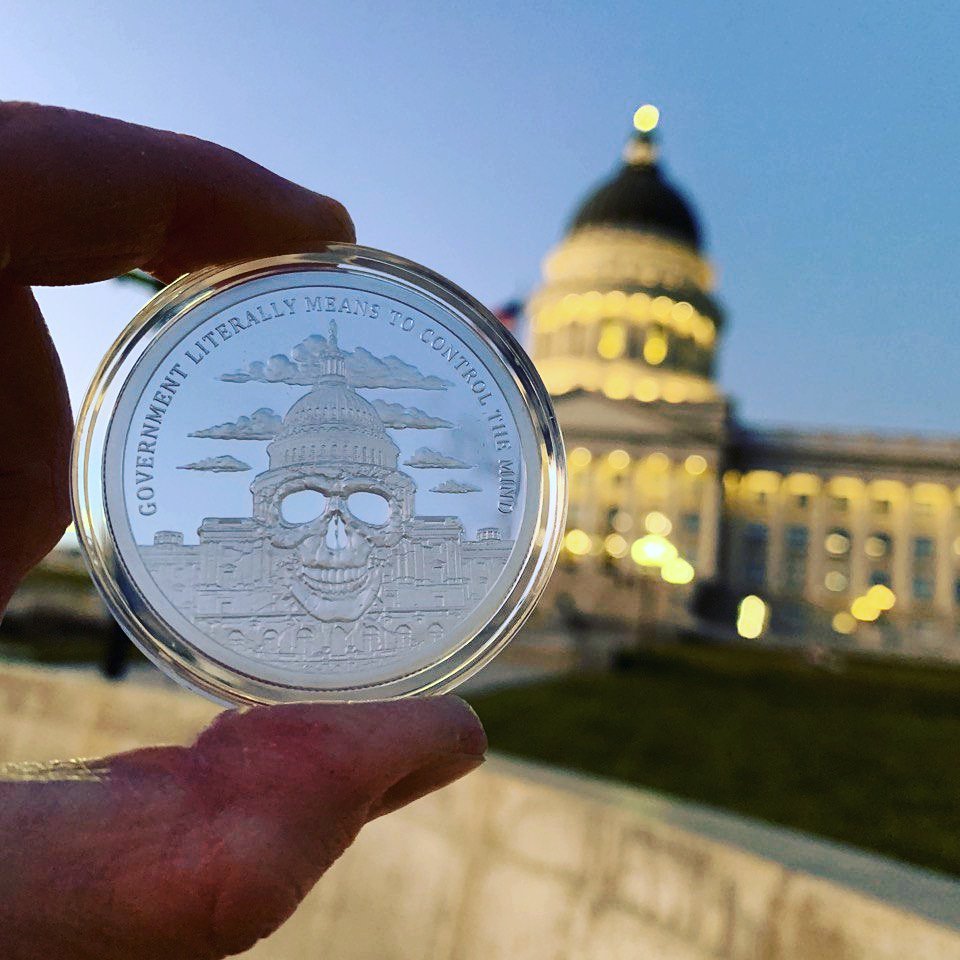 lionsbullsbears's tweet photo. 2 oz Government Mind Control Proof #silversheild coin.
Government Literally Means To Control The Mind 🧠
A beautiful two ounce #silver round in front of the #Utah State Capital building.
#lionsbullsandbears #silverprice #silvercoin #stacksilver https://t.co/5DzM4AEbNC
