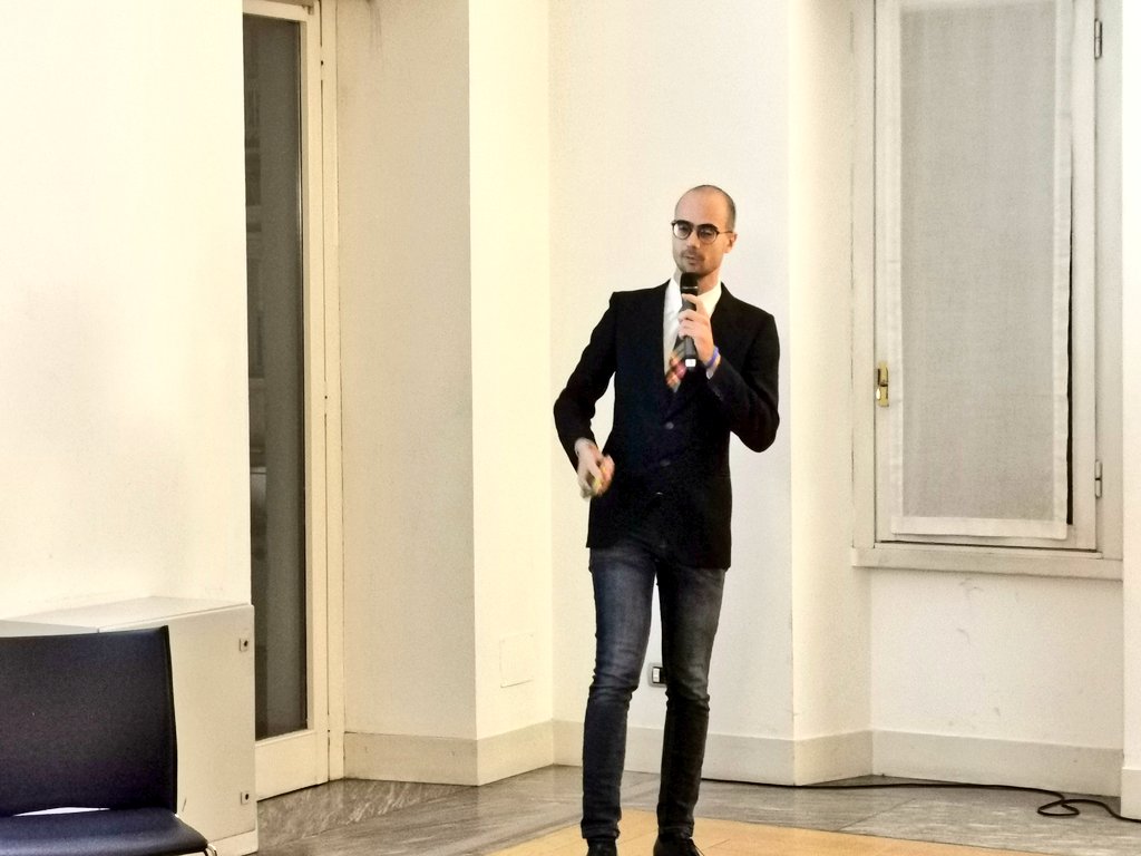 📍 Live da Tavolo Giovani 🎵#MusicIndustry 📣 Alberto Acquilino di <a href="/zenarmonics/">zenarmonics</a>, che sta sviluppando un'app per imparare a suonare uno strumento musicale a fiato. L'app fornisce in real-time un feedback oggettivo visivo sulla qualità del suono prodotto ➡️  zenarmonics.com
