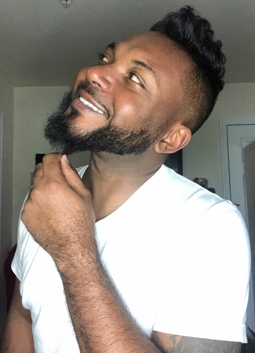 TheeJoeBraxton's tweet photo. Light seems to always find me, even in my darkest days. 🌱
@SheaMoisture
#DefineYourBeard
#mensmentalhealth https://t.co/5dc28zkPik