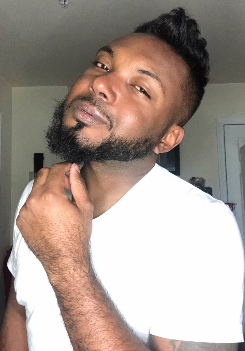 TheeJoeBraxton's tweet photo. Light seems to always find me, even in my darkest days. 🌱
@SheaMoisture
#DefineYourBeard
#mensmentalhealth https://t.co/5dc28zkPik