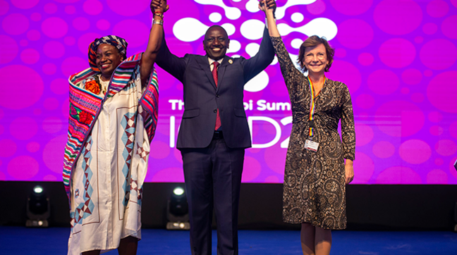 UNFPA's tweet photo. ✔️ 9,500 delegates
✔️ 1,200 commitments 
✔️ 170 countries 

2 words: THANK YOU!

The end of the #NairobiSummit marks the start of an incredible journey to radically transform the lives of women and girls around the world 🌏: https://t.co/TkX7no9Heq

#ICPD25 https://t.co/24Rt0zOZEk