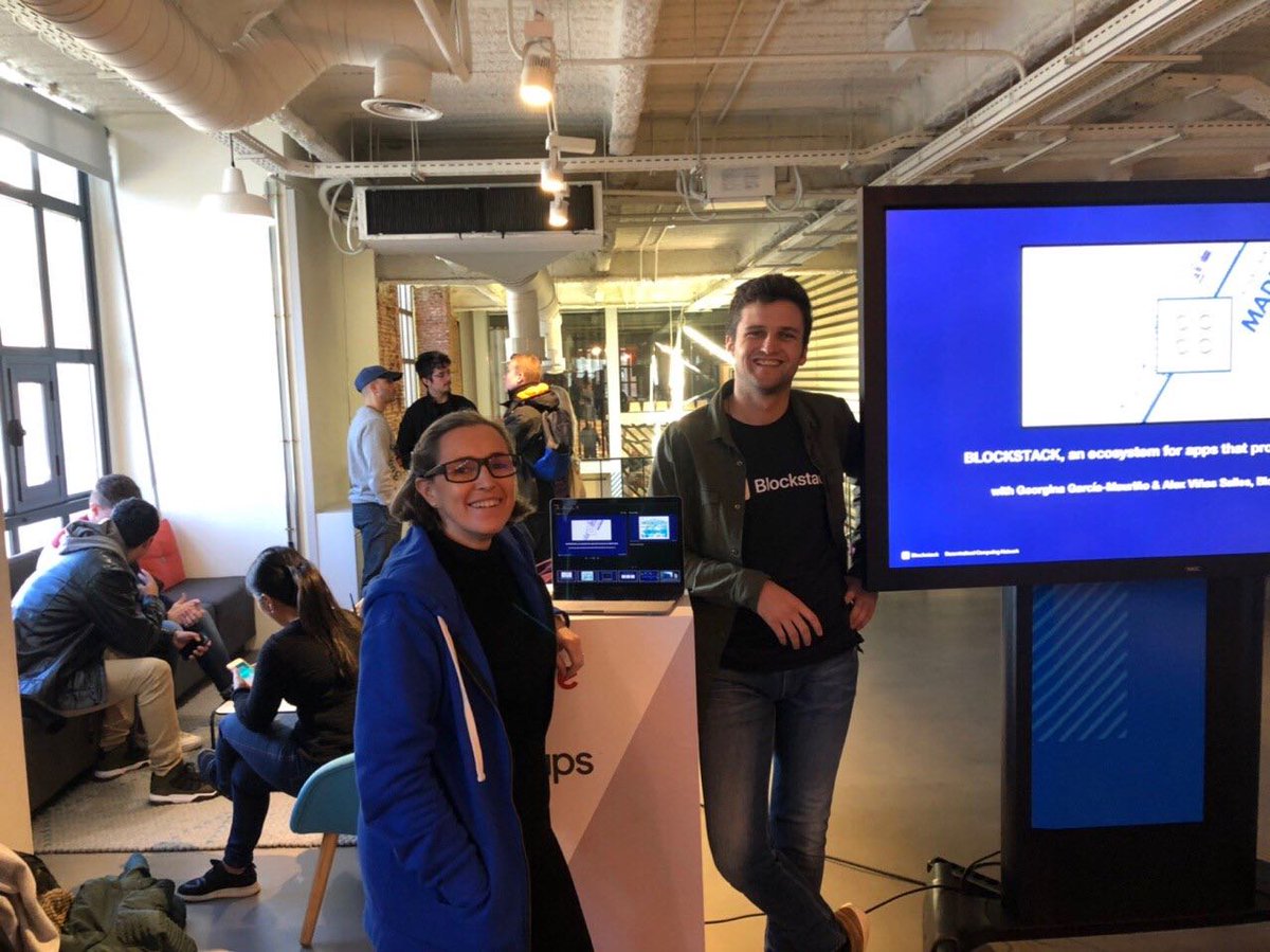 StacksCommunity's tweet image. Snapshots from #BlockstackGlobal community meetups:
🇪🇸Mirlo & Alex presenting @blockstack to the @blockMAD & @os_weekends communities in Madrid
🇮🇩@hdriqi & friends at the first #BlockstackIndonesia meetup in Yogyakarta
🇳🇬@olisado leading a meetup in Enugu, Nigeria