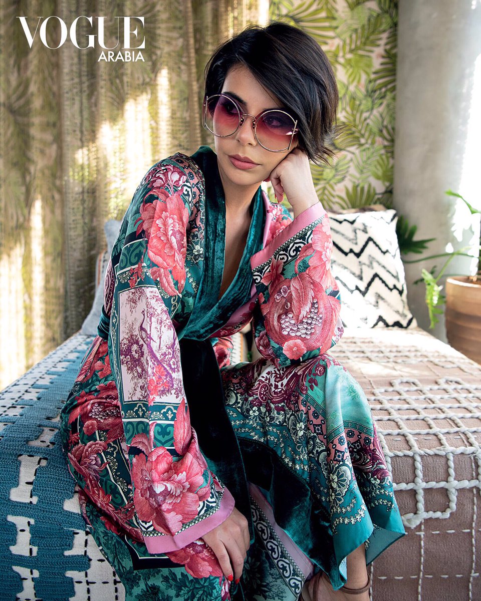 bestdressedafg's tweet photo. Look four of my #voguearabia #itgirl feature! Robe by #forrestlesssleepers sunglasses by #ferragamo #bestdressedafghan #safia #vogue #afghansinvogue #afghanmodel #afghancreative #afghanamerican #afghanfashion #afghanwomen #fashionhistory #afghanistan https://t.co/QFXHl3uswv