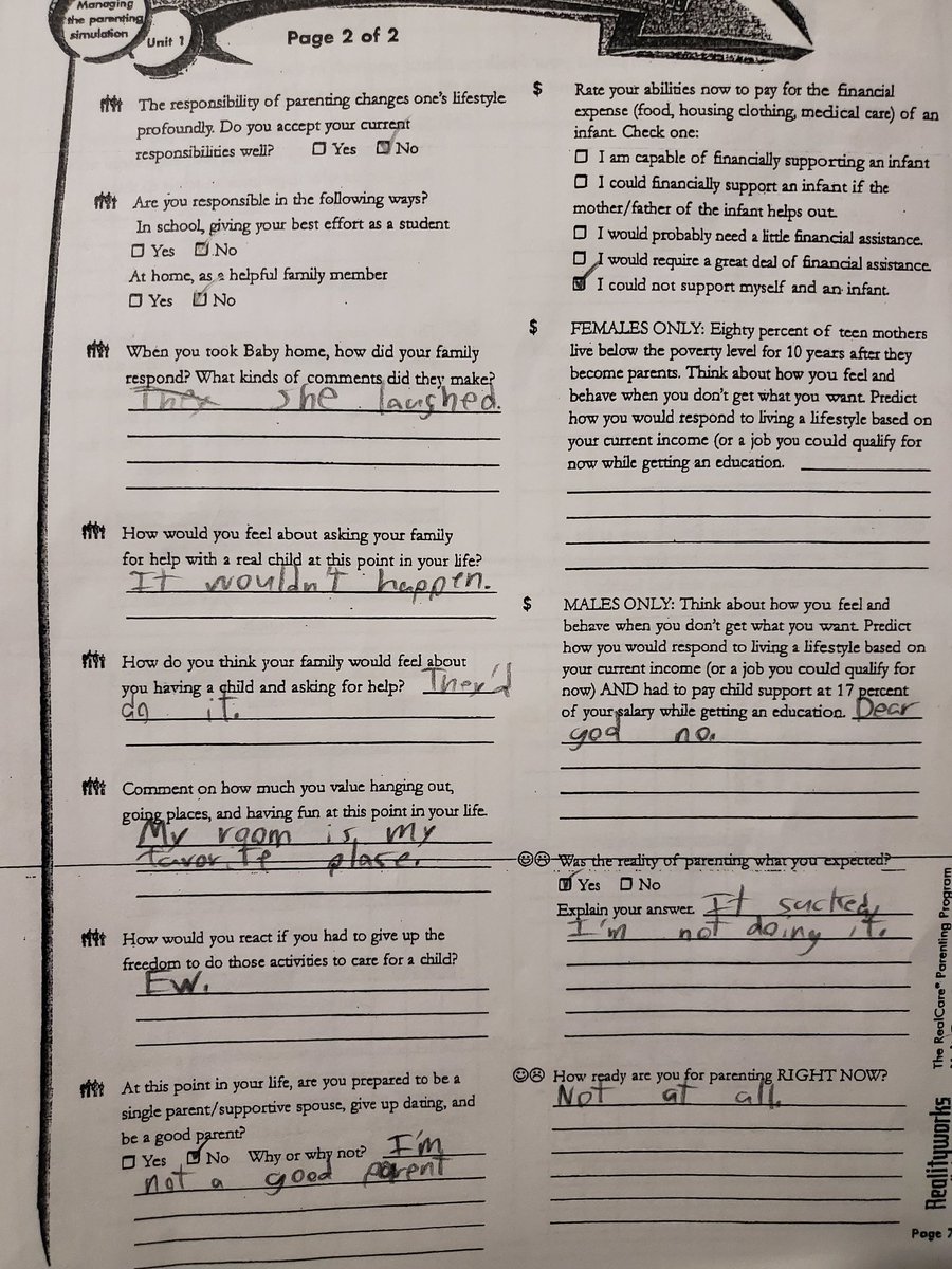 AprylRossi's tweet photo. When your kid @1_sad_boy is too honest about his project #babyproject #babythinkitover #nofilter #tellsitlikeitis https://t.co/rd7yBYtaeh