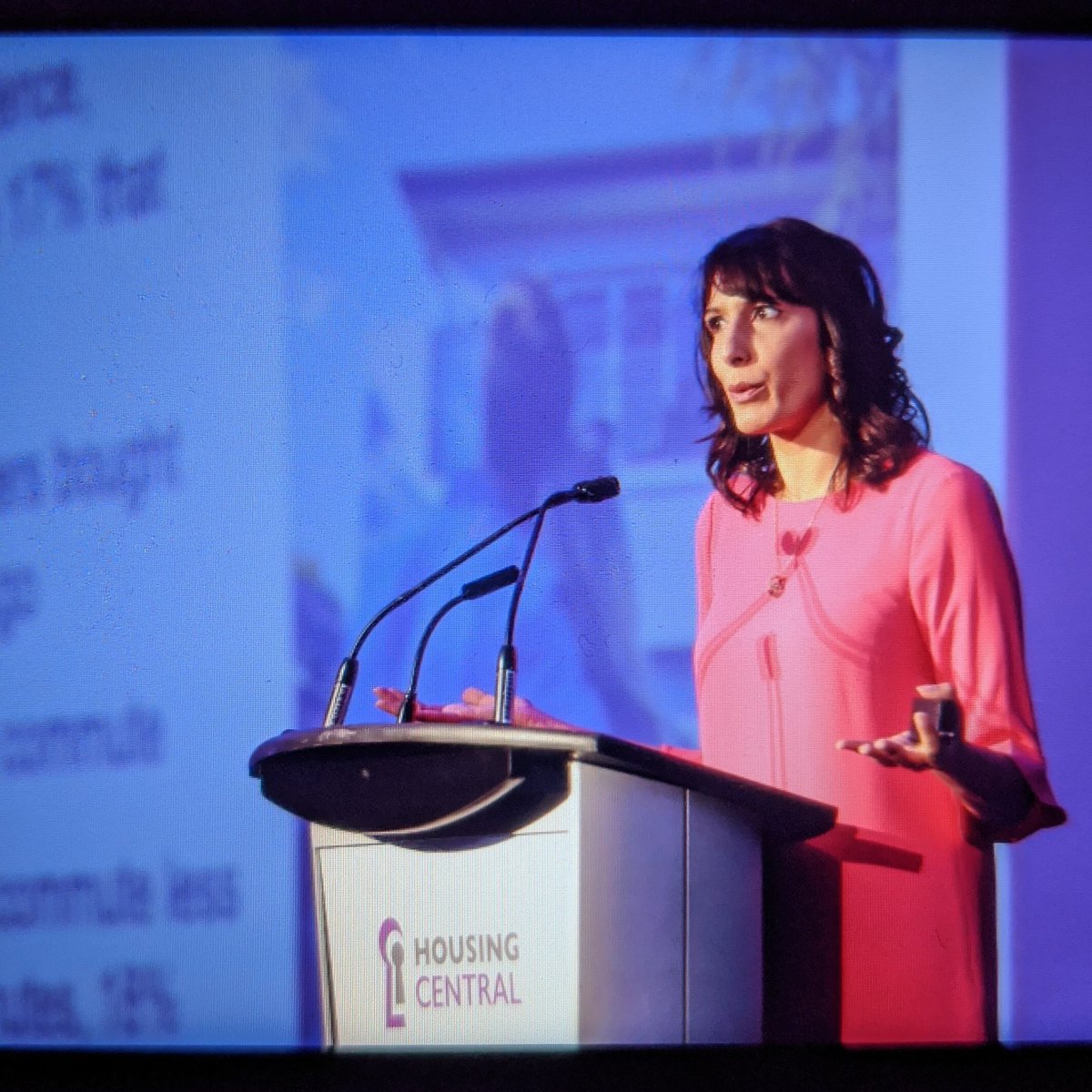 BCNPHA's tweet photo. “Affordable housing was the top concern of voters in #elxn43.” 
Packed room at the #HousingCentral lunch plenary with @ShachiKurl of @angusreidorg who’s giving us a rundown of what the new Liberal minority government means for our sector. #cdnpoli https://t.co/wivR8eepD2
