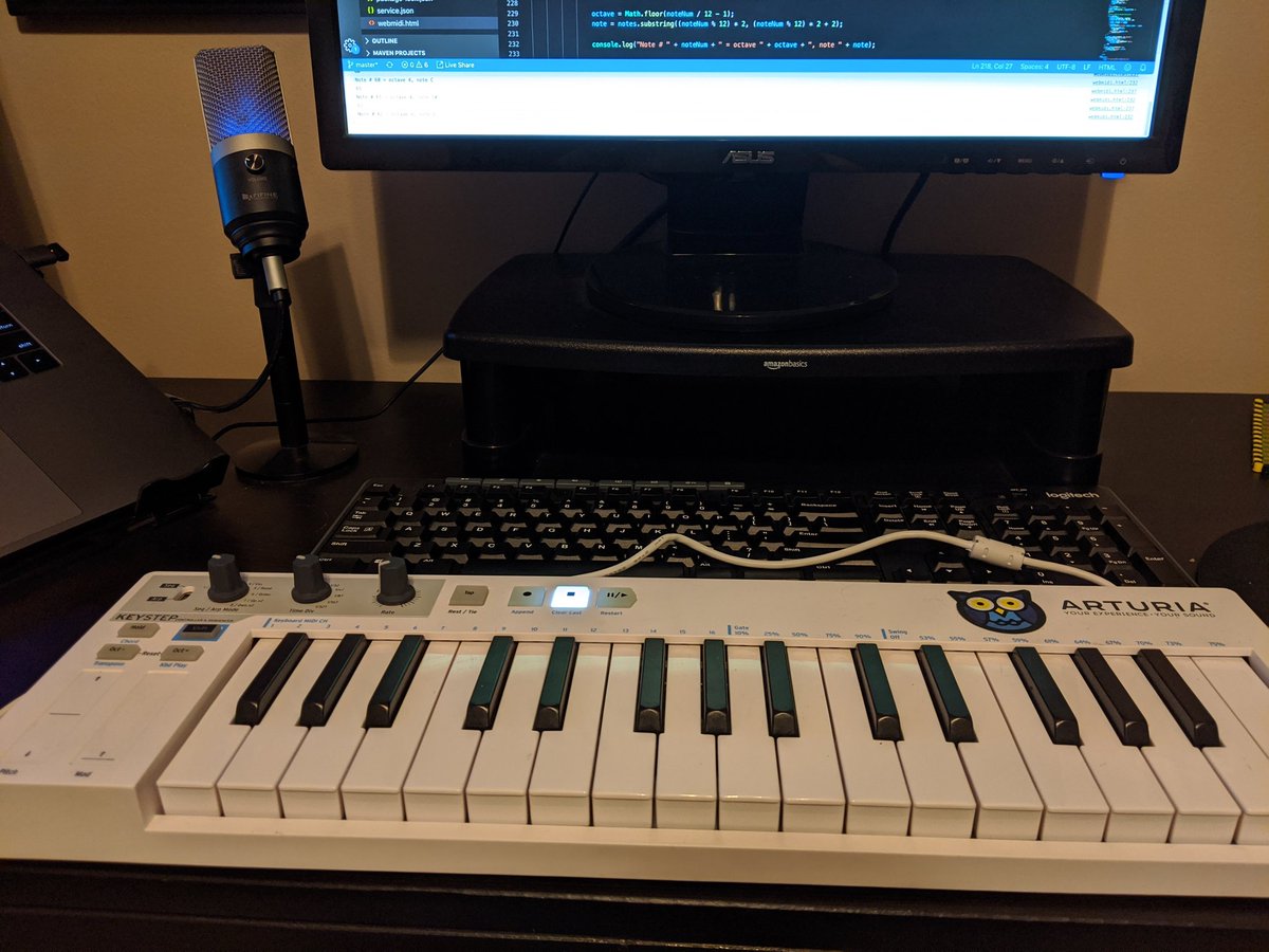 jankleinert's tweet image. Working on the demo for the web MIDI API talk that @ryanj and I are doing at #NodeJSInteractive next month. It's the most fun I've had working on a demo in a while! 🎵🎹🎶