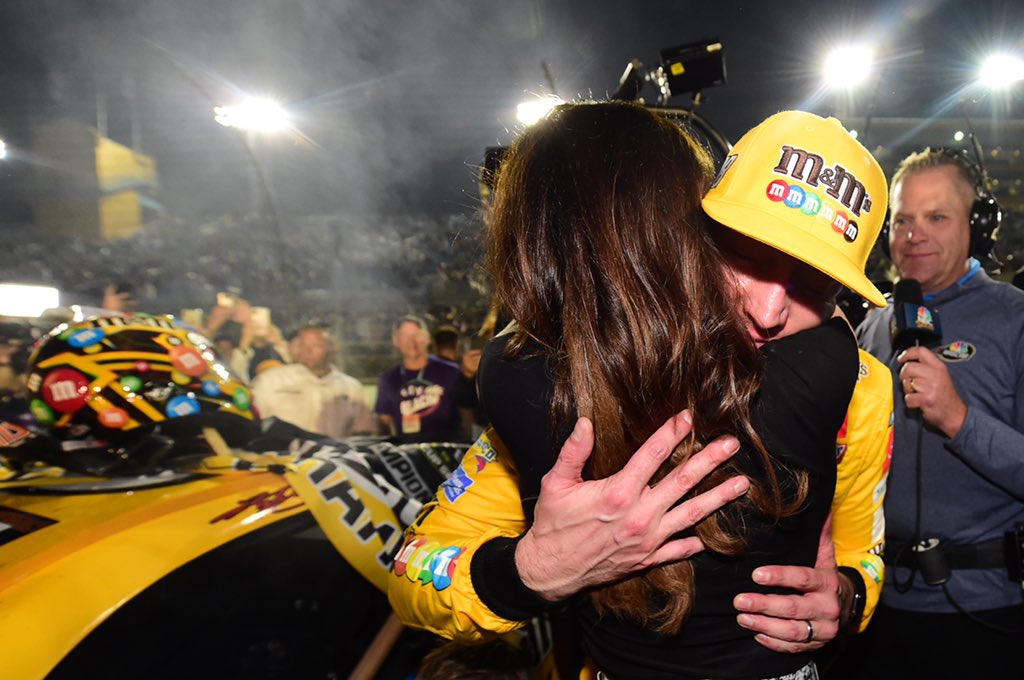 Kyle Busch tweet media