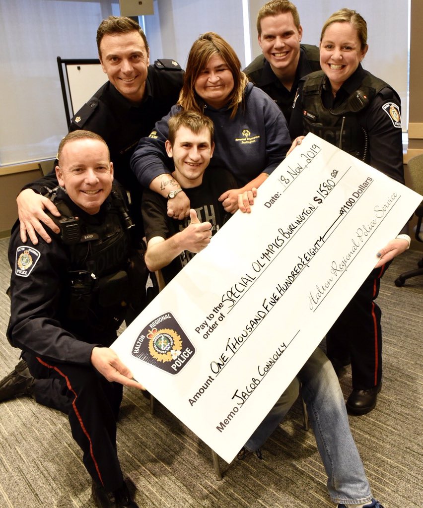 GPmedia_24's tweet photo. COMMUNITY POLICING: @HaltonPolice officers fm all districts - led by @HRPSBurl Community Mobilization officers donated over $1500 - enough to send  #Burl five-pin bowler Jacob Connolly to his 1st Special Olympics Cdn Winter Games this Feb. in Thunder Bay. Good Luck Jacob! https://t.co/HrDDWbhrDj