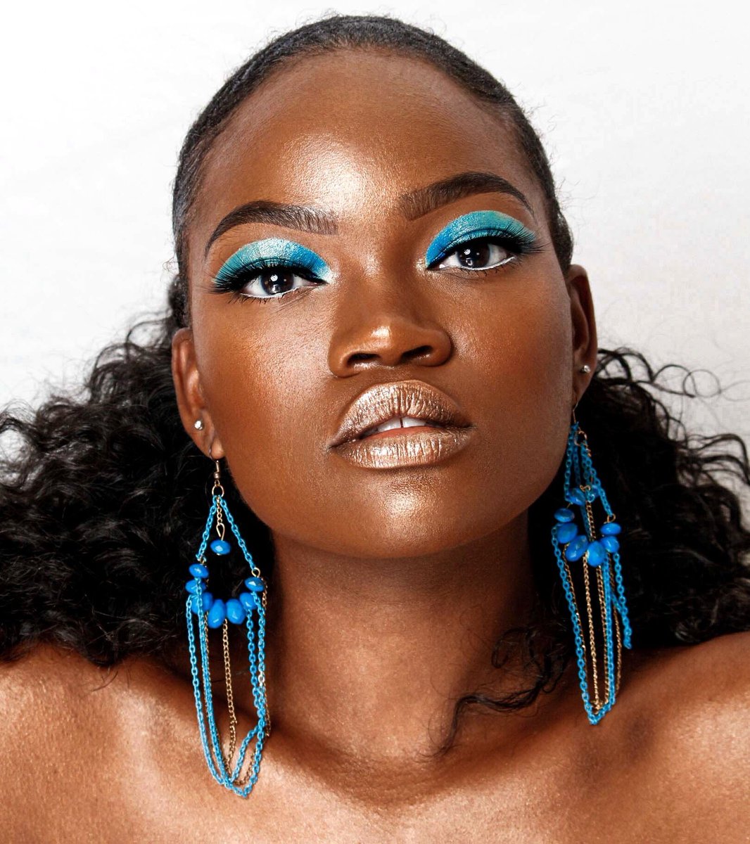 MarzEnterprise's tweet photo. Beauty Shoot | Beauty re-imagined with Amber Hughes
Makeup Artist & Photographer: @beautybybb_
Model Agency: MARZ Management
Model: @amberxhughess
#newfaces #wescoutusa #models1scout #scoutme #FashionModel https://t.co/SdUEnK2opB
