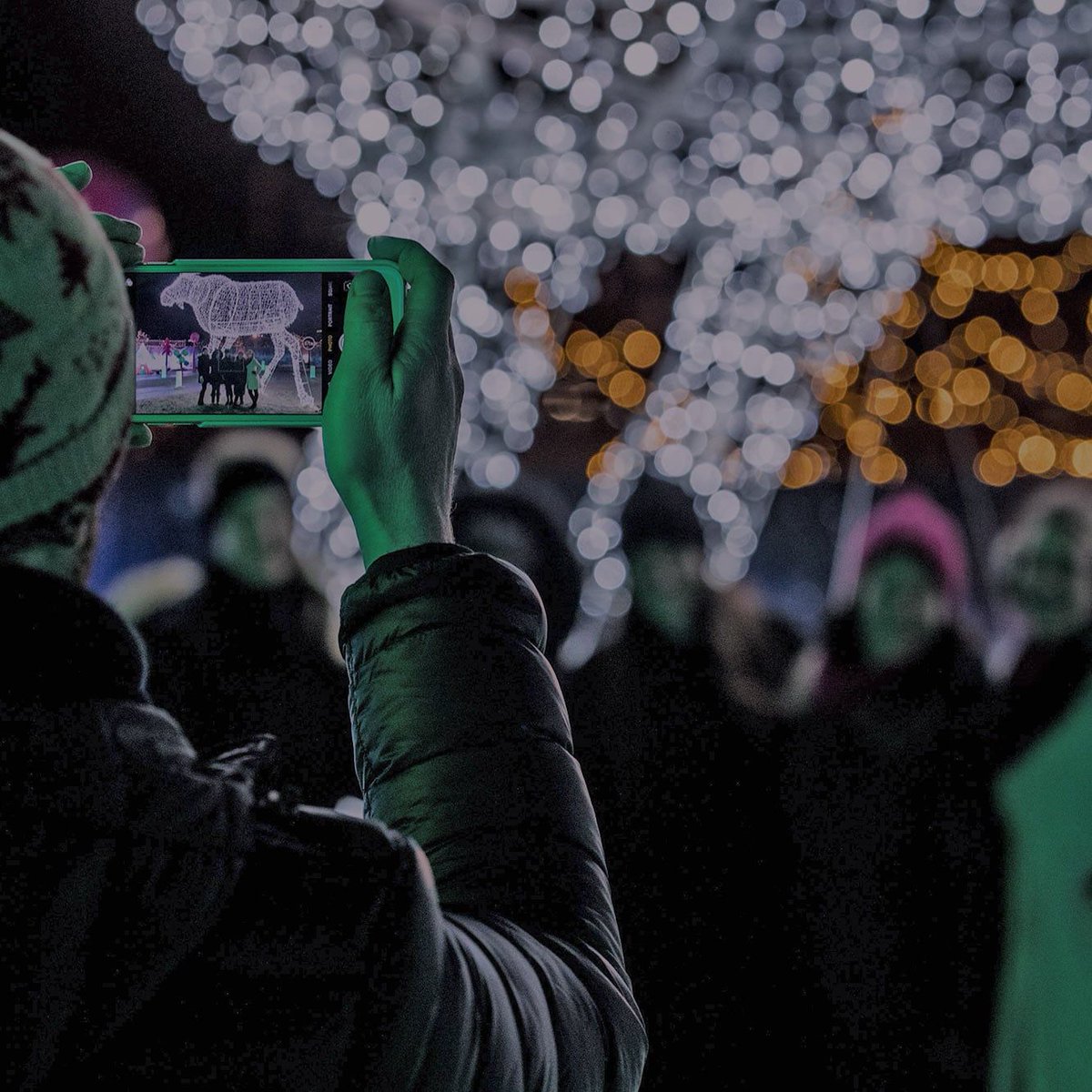 It's officially #HolidaySeason and the #CNE is presenting this year’s <a href="/AuroraFestTO/">Aurora Winter Festival Toronto</a> at <a href="/OntarioPlace/">Ontario Place</a>. This magical winter wonderland will be filled with lots of exciting winter attractions, including a beautiful skating rink!

More details &amp; Tickets on👉 bit.ly/35gbl4S
