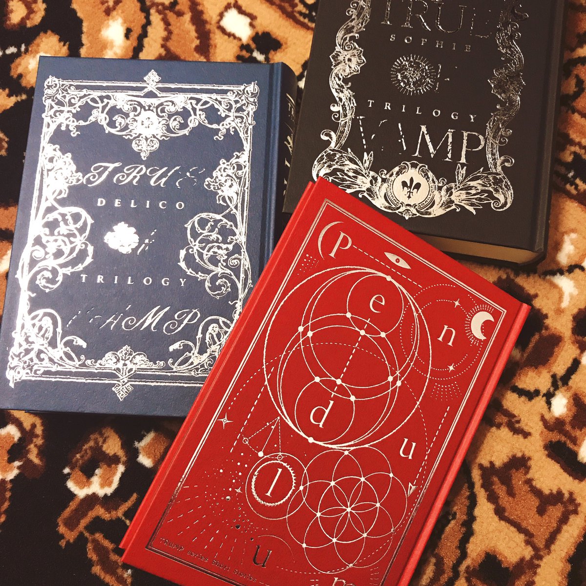 昨日は知人の方にお誘いいただいて繭期大夜会に行ってきたんですがもう歌パワーがすご 丸木戸マキの漫画