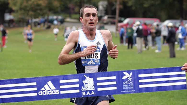 RunTeamBAA's tweet photo. Welcome to #TeamBAA Coach Mark Carroll! A two-time Olympian and long-time coach, Mark will lead the B.A.A. High Performance team as Head Coach beginning in December!🦄 https://t.co/IKOkE6cuKm https://t.co/0GF6wjHRy0