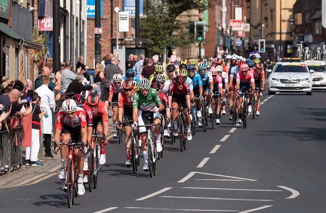WiganCouncil's tweet photo. @TourofBritain Wigan! 🚲 #OVOToB https://t.co/8Fdom9d1xF