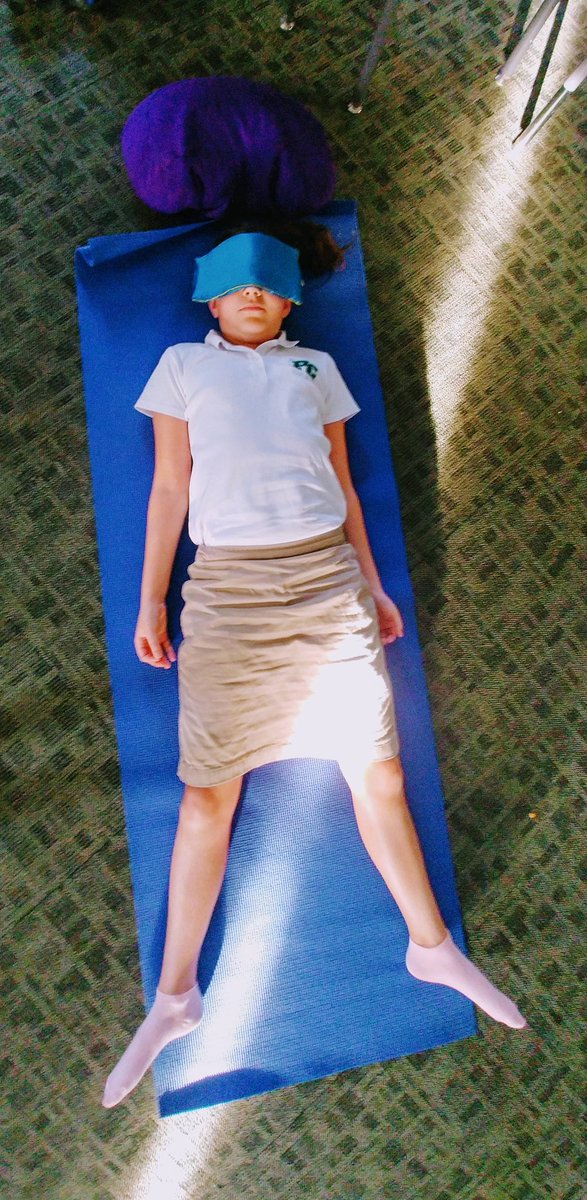 PineCrestMiddle's tweet photo. Lovely yoga session with this enthusiastic 6th grader! #PCMiddleSchool #PCkindness #PC2026 https://t.co/BKTwyt8Vsz