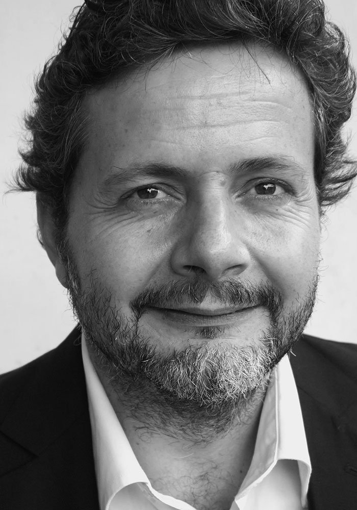 AHORA Sebastián Guerrini, diseñador gráfico y especialista en comunicación audiovisual, en #LaTardeDeCNN con 
<a href="/majulluis/">Luis Majul</a>.

#CNNRadioArgentina
Descargá la app acá app.cnnradio.com.ar.