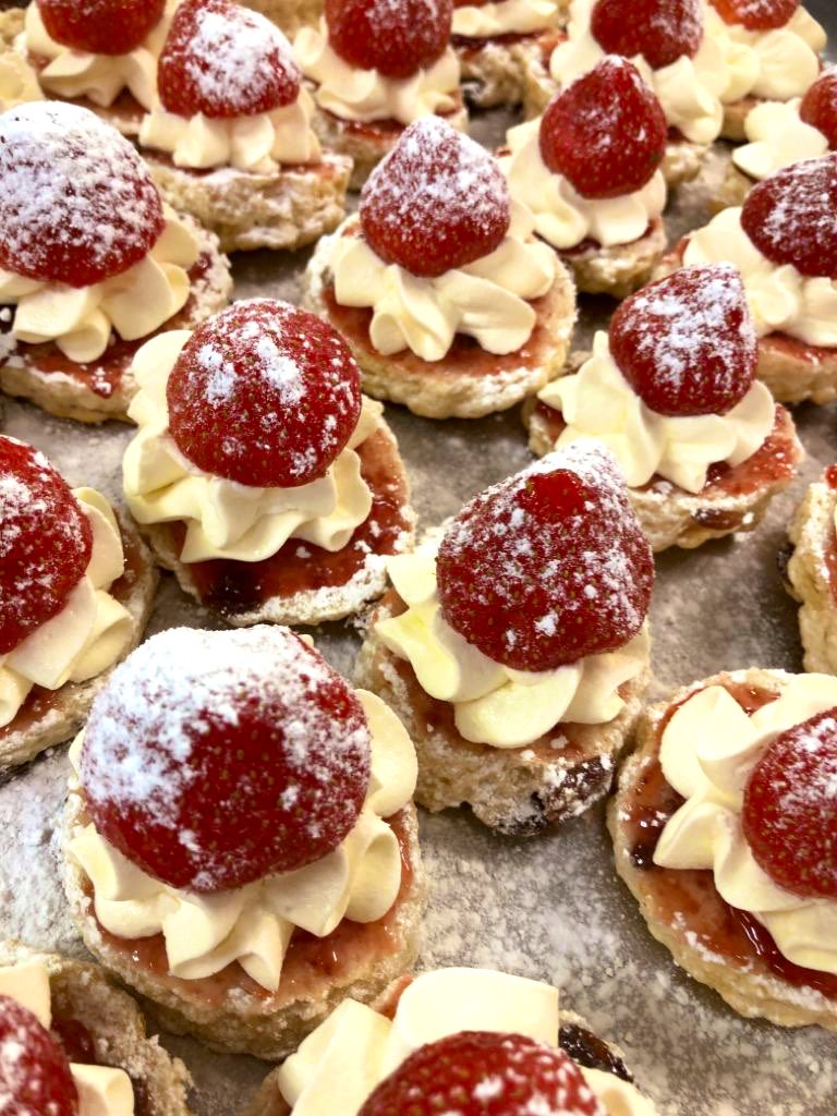 KingsCateringNE's tweet photo. Food Glorious Food ✨🍽 a few from our recent weddings 👰🏼🤵🏻 @CreativeOceanic #theenglishweddingawards https://t.co/tRAQ0faZNm
