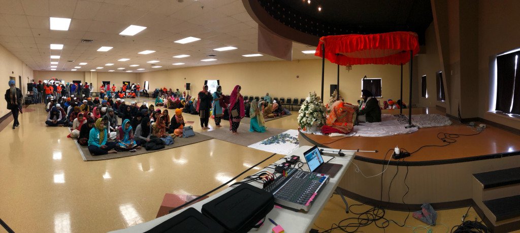 A Glimpse of GuruPurab :CBU Students Celebrate Guru Nanak Dev Ji’s 550th Birthday cbutimes.wordpress.com/2019/11/18/a-g…